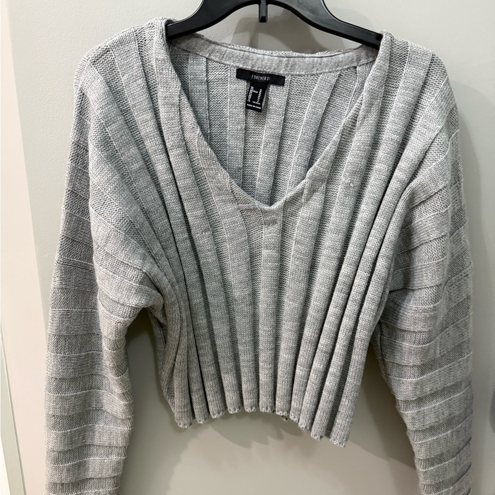 HM sweater